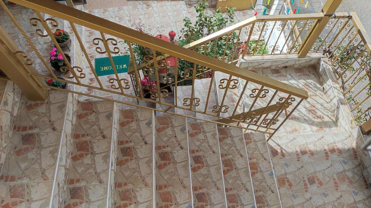 Alexandros Guesthouse Órma エクステリア 写真